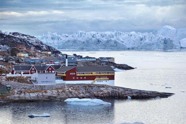 Почему ледниковые озера Гренландии исчезают так быстро